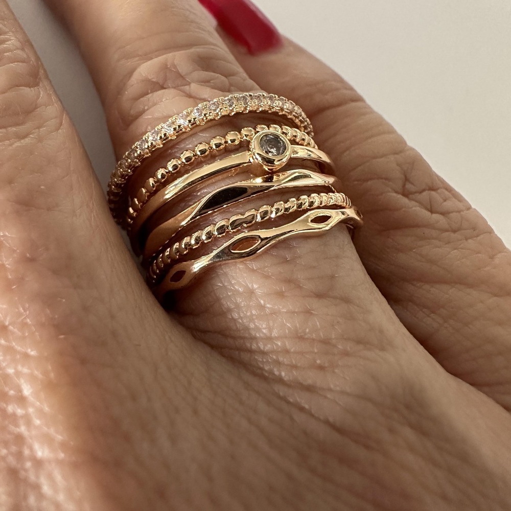 Gold Tone Textured Stacking Ring Set Womens Size 9 Set Of 6 Crystal Bands‎